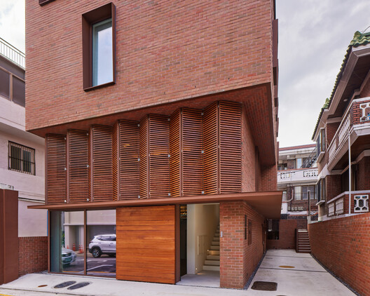 Wonderful Wooman / IDR Architects - Interior Photography, Wood, Facade, Brick, Balcony