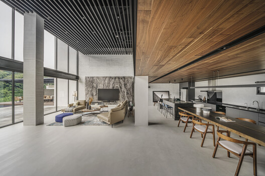 Rendezvous for Four Generations Residence / FLOAT DESIGN STUDIO - Interior Photography, Wood, Chair, Beam