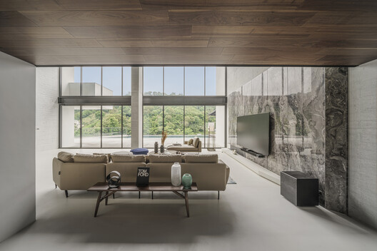Rendezvous for Four Generations Residence / FLOAT DESIGN STUDIO - Interior Photography, Living Room, Chair