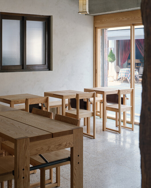 Yeonheun Roasters / Sherpa - Interior Photography, Wood, Table, Chair