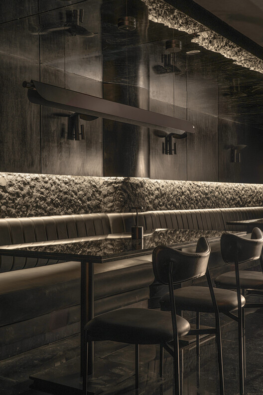 LAIR Restaurant Bar / RENESA Architecture Design Interiors Studio - Interior Photography