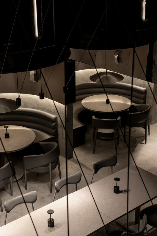 LAIR Restaurant Bar / RENESA Architecture Design Interiors Studio - Interior Photography