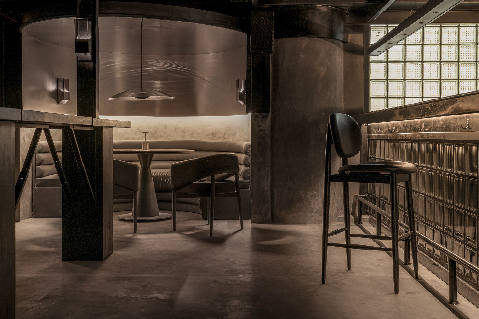 LAIR Restaurant Bar / RENESA Architecture Design Interiors Studio LAIR Restaurant Bar / RENESA Architecture Design Interiors Studio