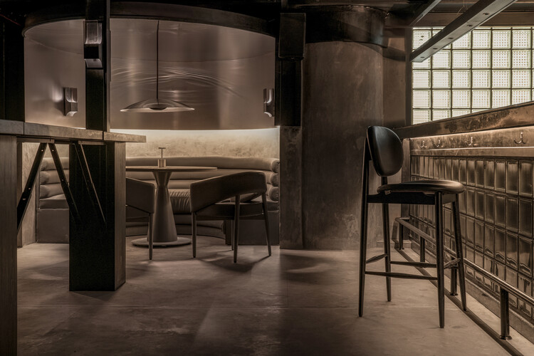 LAIR Restaurant Bar / RENESA Architecture Design Interiors Studio - Interior Photography, Lighting, Chair