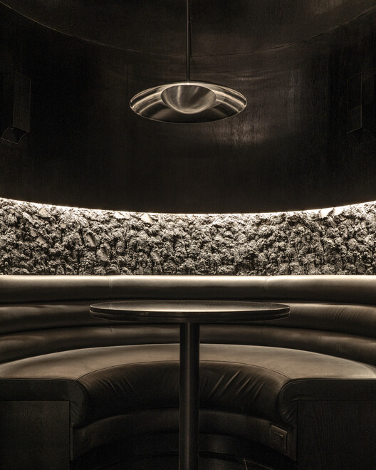 LAIR Restaurant Bar / RENESA Architecture Design Interiors Studio - Interior Photography