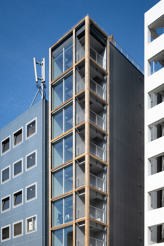 Yushima Building / Tenhachi Architect & Interior Design  - Exterior Photography, Glass