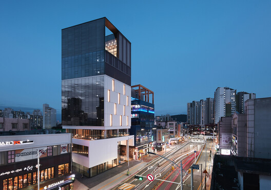Triplet Code Imun Neighborhood Facility / L'EAU design - Exterior Photography, Facade