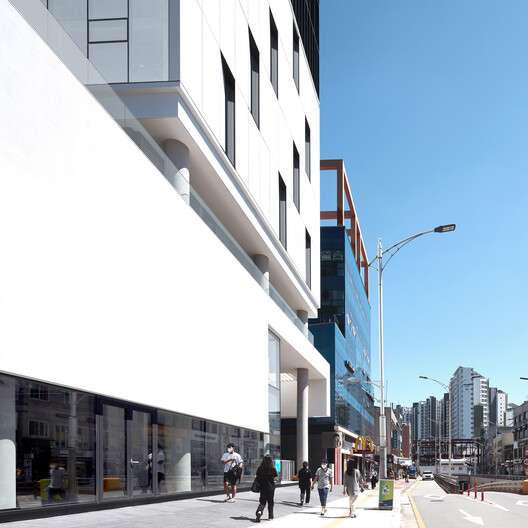 Triplet Code Imun Neighborhood Facility / L'EAU design - Exterior Photography