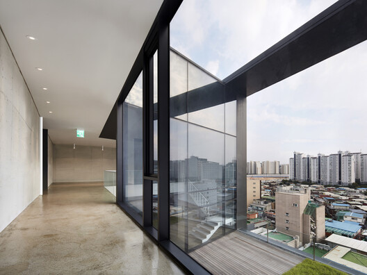 Triplet Code Imun Neighborhood Facility / L'EAU design - Exterior Photography, Glass