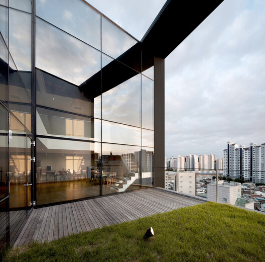 Triplet Code Imun Neighborhood Facility / L'EAU design - Image 15 of 20