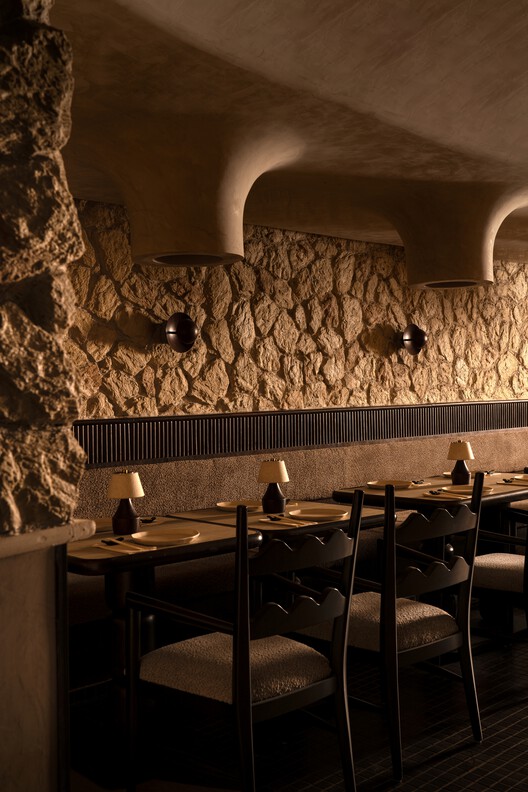 CallMe Ten Restaurant / RENESA Architecture Design Interiors Studio - Interior Photography