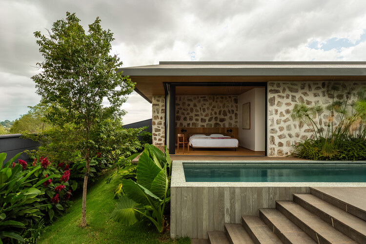 Casa Funchal / MIDA ARQUITETURA - Imagem 2 de 26