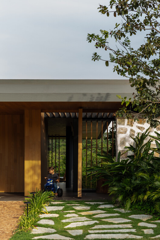 Casa Funchal / MIDA ARQUITETURA - Fotografia de Exterior