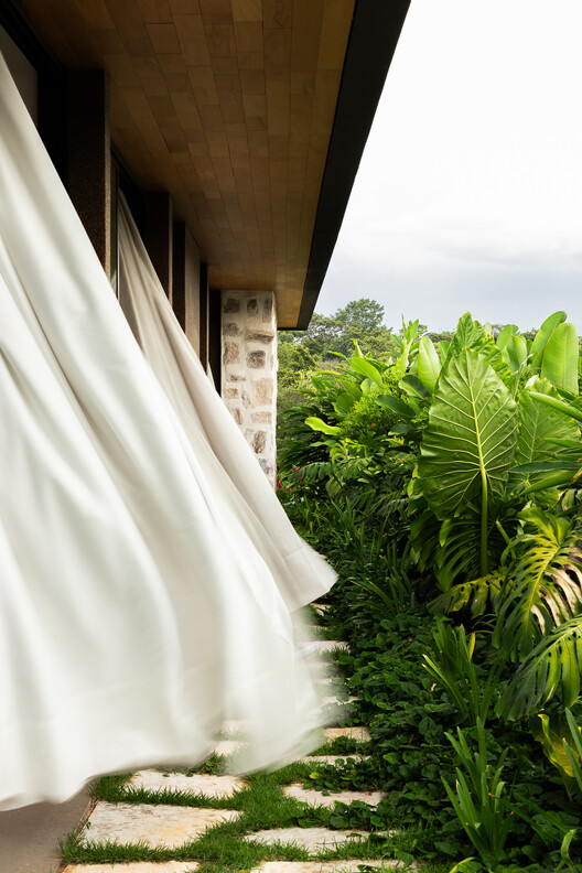 Casa Funchal / MIDA ARQUITETURA - Imagem 9 de 26