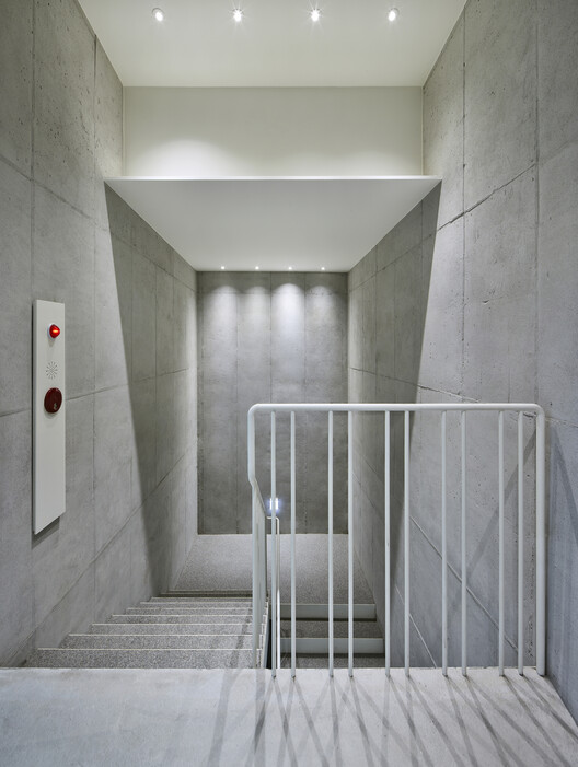 Cheongdam Carapace / L'EAU design - Image 14 of 19