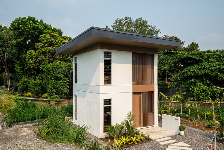 Sienna Net-Zero Home / billionBricks 4 Sienna Net-Zero Home / billionBricks - Exterior Photography, Garden