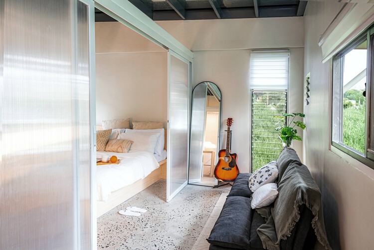 Sienna Net-Zero Home / billionBricks 12 Sienna Net-Zero Home / billionBricks - Interior Photography, Bedroom, Wood, Bed, Lighting