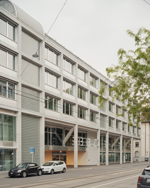 Vocational School for Building Trades / Gunz & Künzle Architekt*innen - Exterior Photography