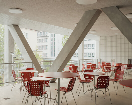 Vocational School for Building Trades / Gunz & Künzle Architekt*innen - Interior Photography, Dining room, Chair, Glass