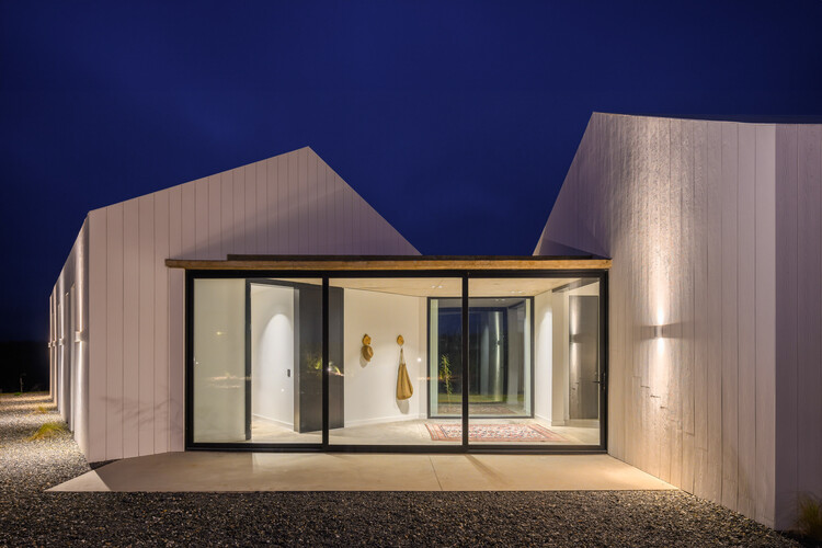 Casa Granero / Fabric Estudio - Fotografía exterior, Puerta