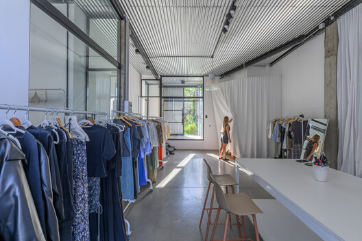 Estudio Molli I Sur  / sur arquitectura - Fotografía interior, Armarios