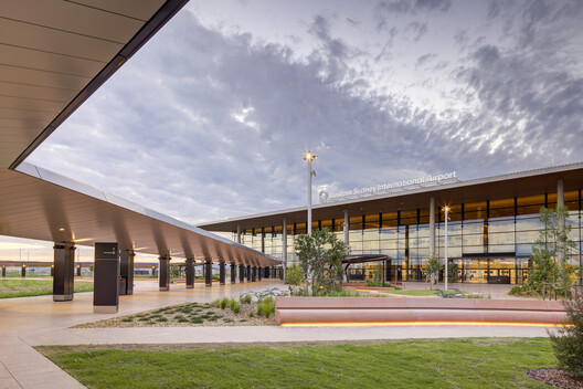 Woods Bagot Completes Western Sydney International Airport, with Concept Design by Zaha Hadid Architects and COX Architecture - Image 8 of 15
