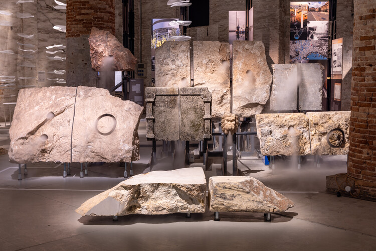 Una crisis en desarrollo con un panorama esperanzador: lo más destacado de los proyectos expuestos en la Bienal de Arquitectura de Venecia 2025 - Imagen 13 de 42