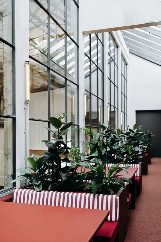 Wintercircus Technological and Cultural Hub / OYO - Interior Photography, Glass
