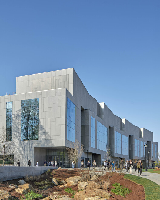 Science Research Center University of Connecticut / Payette - Exterior Photography