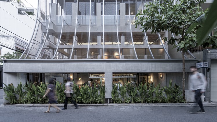 Ts VEIL Restaurant / KHOA VU  - Image 2 of 21