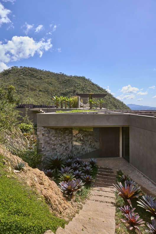 Residência RR / Anastasia Arquitetos - Imagem 13 de 21