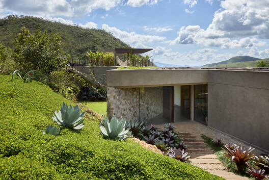 Residência RR / Anastasia Arquitetos - Imagem 17 de 21