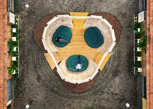 Ninho - Protótipo de Equipamento Bio-Urbano  / Atelier Marko Brajovic - Imagem 5 de 11