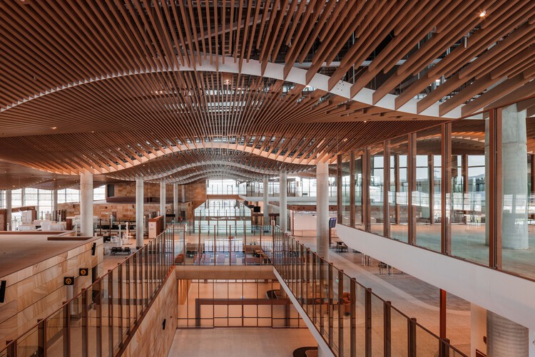Aeropuerto de Western Sydney / Zaha Hadid Architects + Cox Architecture + Woods Bagot - Imagen 3 de 16
