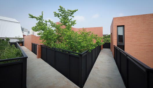 Brick Journey / Volume Matrix studio - Exterior Photography