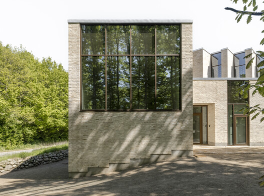 Højvangen Church / Henning Larsen + espen surnevik - Exterior Photography, Brick, Concrete