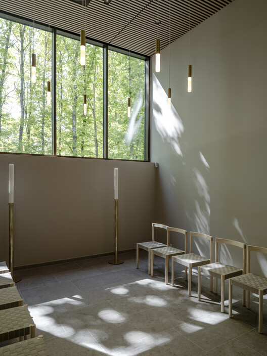 Højvangen Church / Henning Larsen + espen surnevik - Interior Photography, Wood, Glass