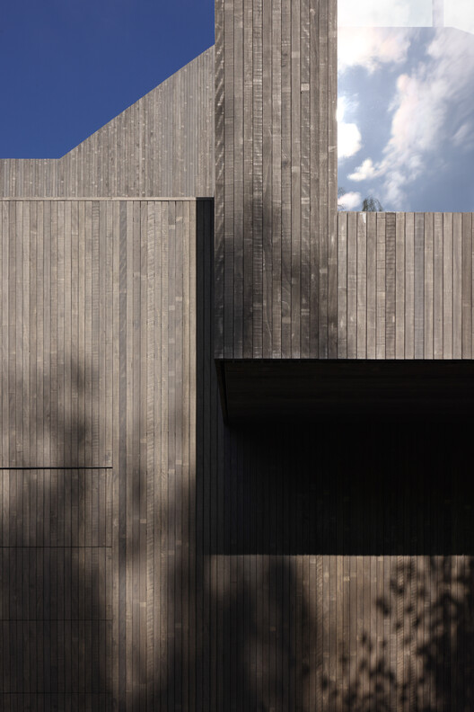 Re-folded House / Mcleod Bovell Modern Houses - Image 30 of 35