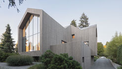 Re-folded House / Mcleod Bovell Modern Houses