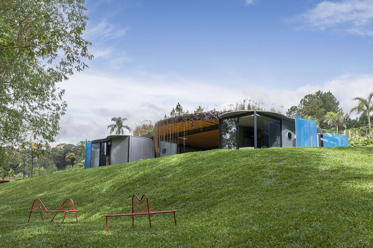 Casa Ibiúna / Rodrigo Ohtake Arquitetura e Design - Imagen 17 de 22