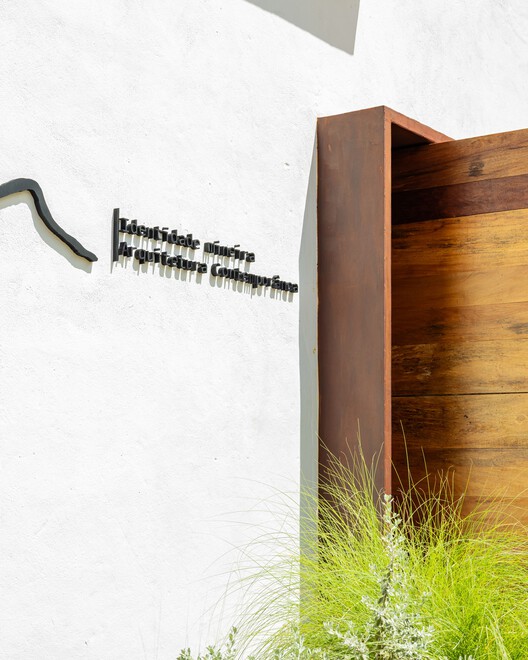 Escritório L-ARA / L-ARA Arquitetura - Imagem 7 de 23