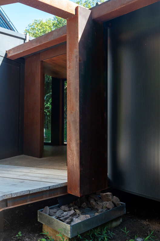 Casa en el bosque / MALVINA ZAYAT estudio de arquitectura  - Imagen 16 de 46