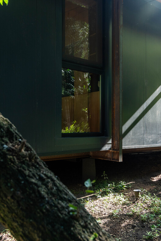 Casa en el bosque / MALVINA ZAYAT estudio de arquitectura  - Imagen 24 de 46