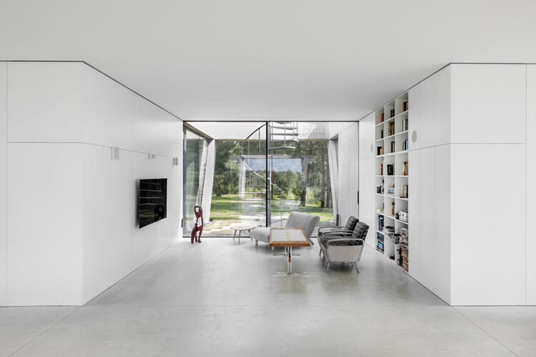 Villa O / YCL studio - Fotografía interior, Vidrio, Sillas