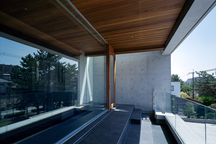 Hokusetsu 住宅与办公室/ FujiwaraMuro Architects - 室内图, 阳台