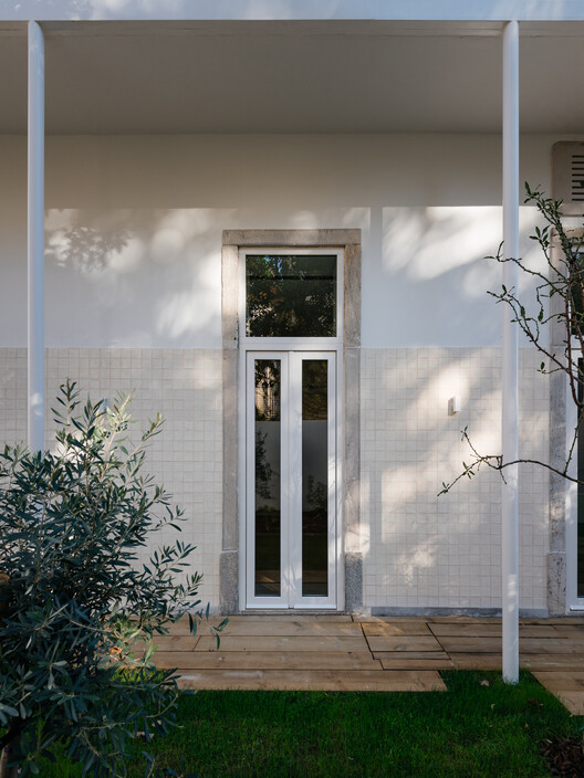 Casa Acreditar Lisboa / ALA.rquitectos - Fotografia de Interiores, Concreto, Pilar