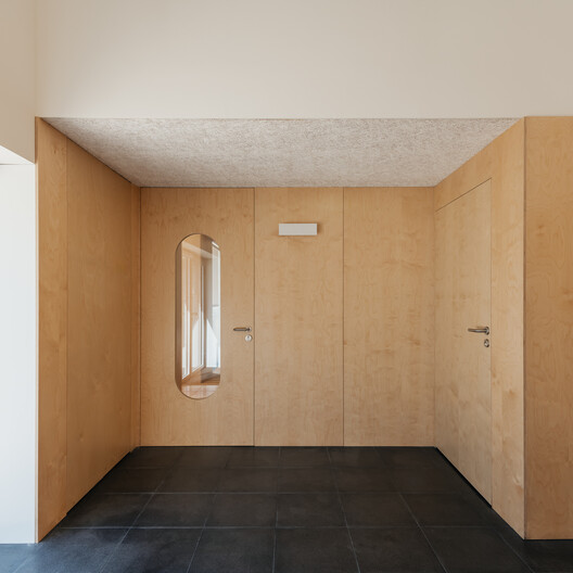 Casa Acreditar Lisboa / ALA.rquitectos - Imagem 33 de 44
