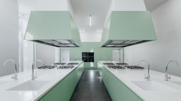 Casa Acreditar Lisboa / ALA.rquitectos - Fotografia de Interiores, Cozinha, Bancada, Vidro, Pia