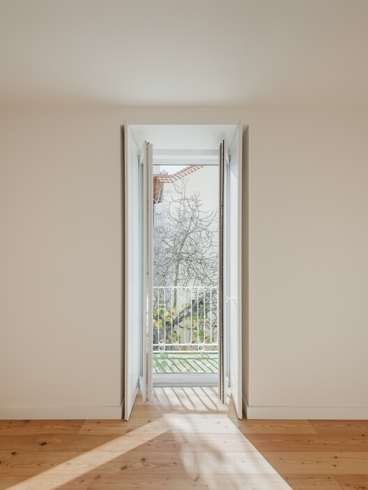 Casa Acreditar Lisboa / ALA.rquitectos - Fotografia de Interiores, Madeira