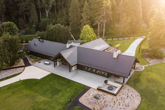 Sugarloaf at Flockhill / Hierarchy Group - Image 5 of 27